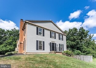 Building Photo - 5708 Gladden Ct