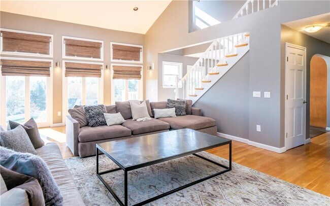 Foto del edificio - 26 J H Dwyer Dr