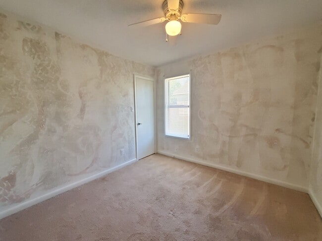 Building Photo - 129 Maranatha Circle ~ Deerfield