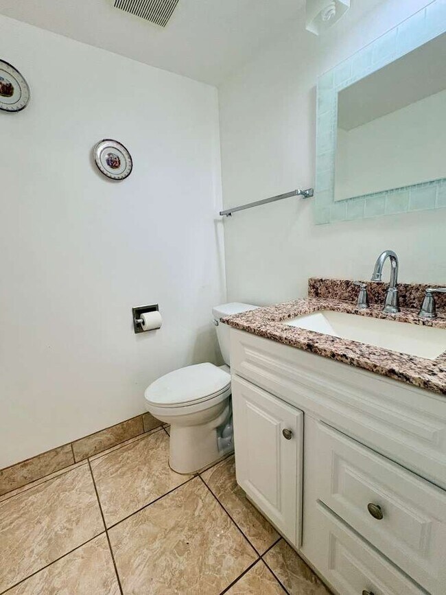 Photo - 20500 W Country Club Dr Apartment