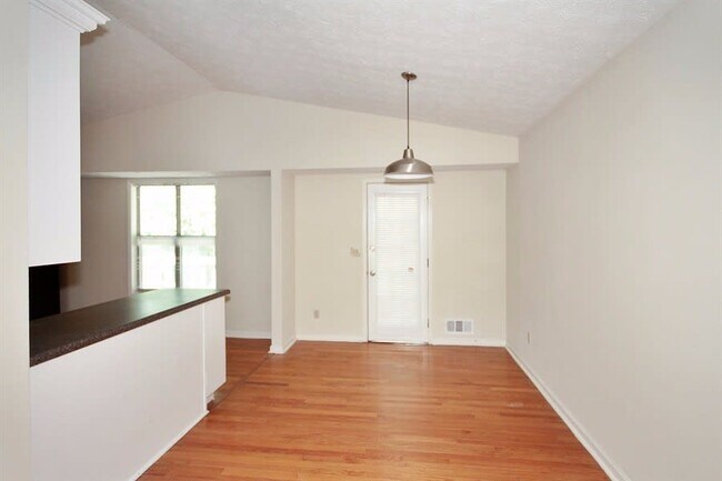 Foto del edificio - 348 Oconee Ln