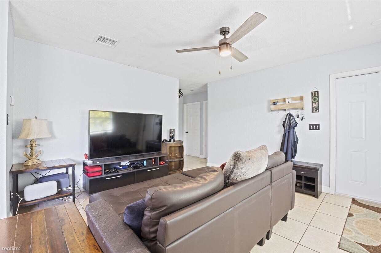 1651 Suwanee Dr, West Palm Beach, FL 33409 House Rental in West Palm