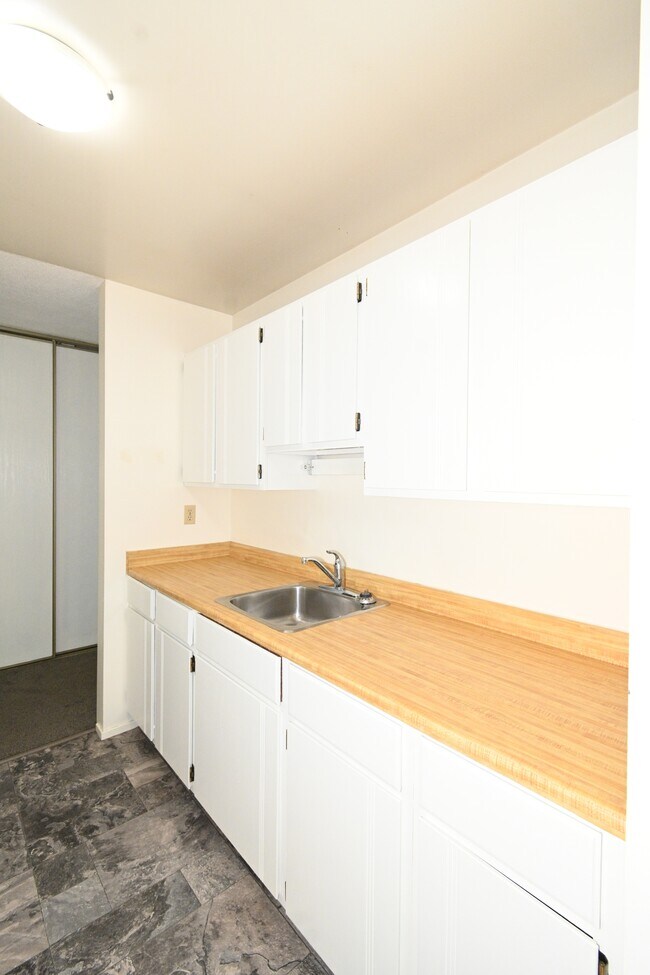Photo du bâtiment - 3030 McGill Crescent
