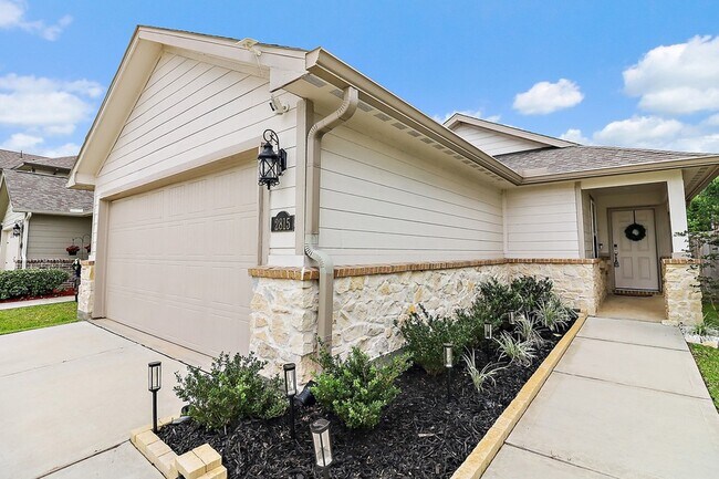Building Photo - 2815 Windy Homestead Dr