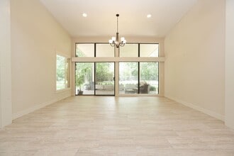 Building Photo - 44 Indian Clover Dr