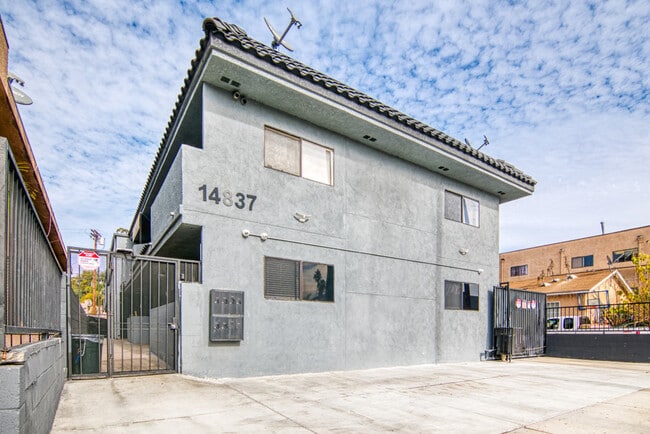 Building Photo - 14837 Erwin St
