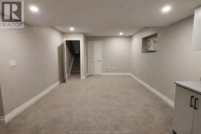 Building Photo - 726 Faleria St