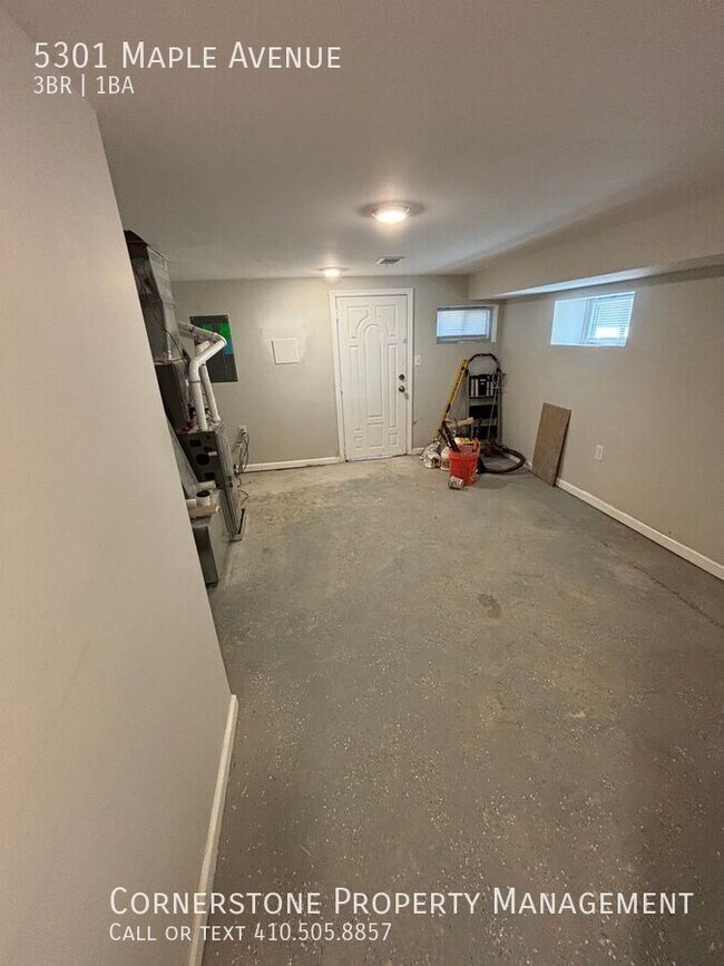 Foto del edificio - 5301 Maple Ave