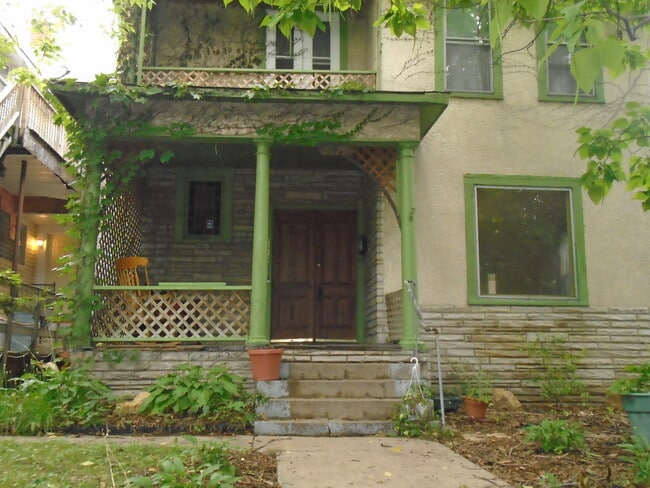 Building Photo - 2629 3rd Ave S