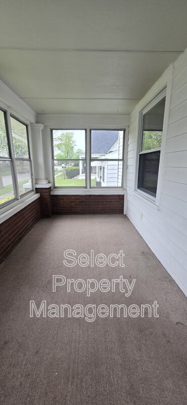 Foto del edificio - 702 Archer Ave