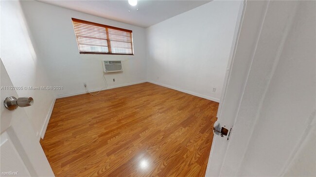 Foto del edificio - 2 br, 1 bath Condo - 505 NE 30th St Apt 603