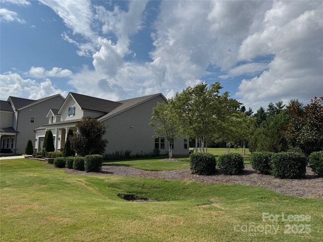 Building Photo - 4641 Collingham Dr