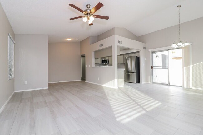Building Photo - 17909 N 88th Dr