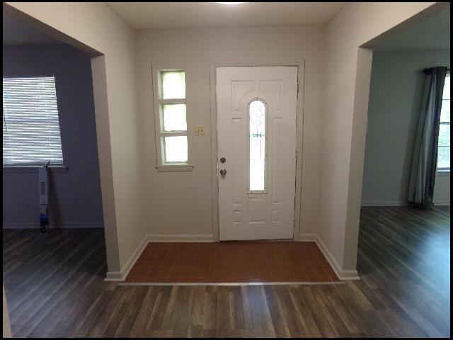 Foto del edificio - 701 N Buchanan St