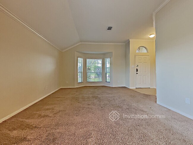Building Photo - 835 Dracena Ct