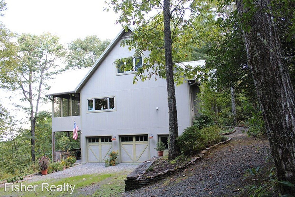 Primary Photo - 3 br, 2.5 bath House - 243 Hard Times Ridge