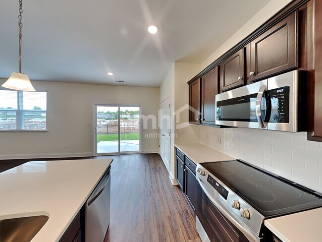 Foto del edificio - 5312 Virtue Ave