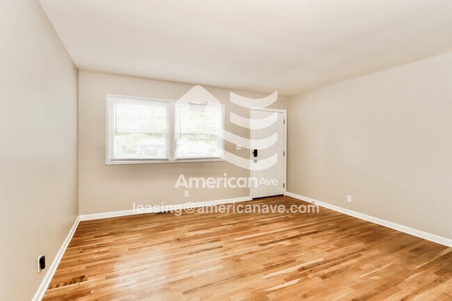 Foto del edificio - 3505 Bonaventure Blvd