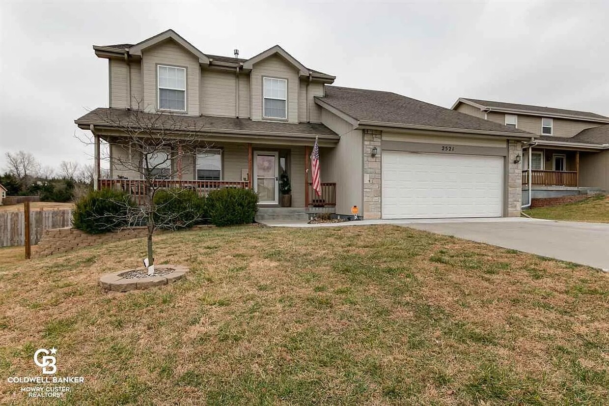 2521 Sutter Woods Ct, Junction City, KS 66441 House Rental in