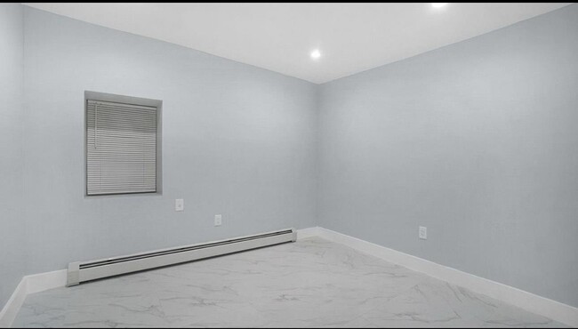 Building Photo - 535 E 70th St