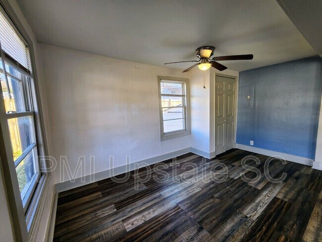 Foto del edificio - 203 McCrary St