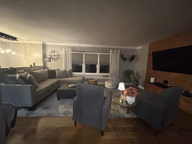 Foto del edificio - 1555 Saint Joseph Cir