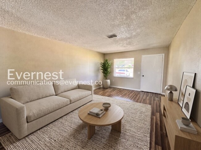 Building Photo - 2119 Navel Cir S