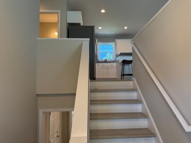 Foto del edificio - Fully Furnished 3 Bedroom, 2 Bath Home wit...