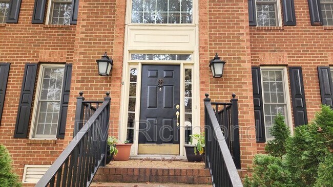 Foto del edificio - 13101 Cedar Crossing Dr