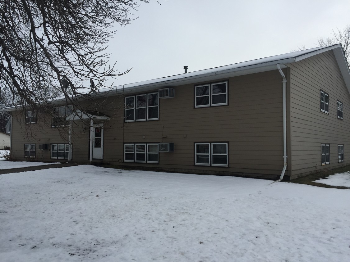 Foto principal - 308 W 2nd Ave