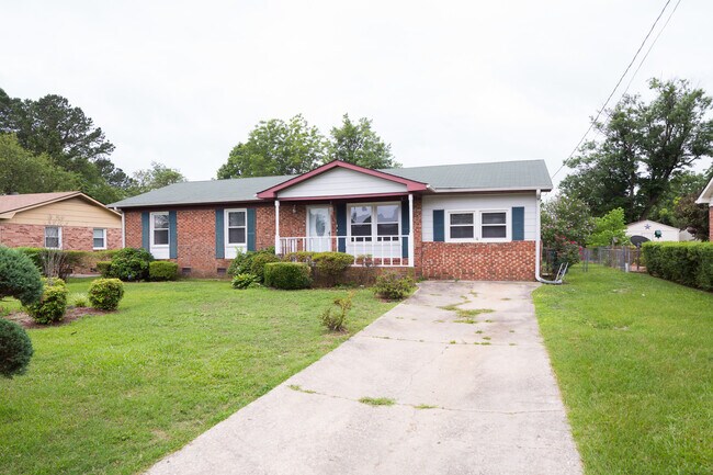 Foto del edificio - 304 Longhorn Dr