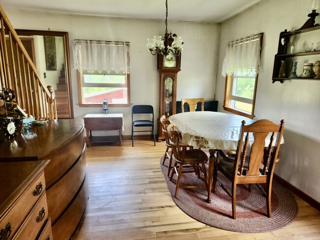 Building Photo - 826 Holt Rd