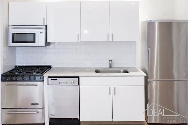 Foto del edificio - 539 Hudson St