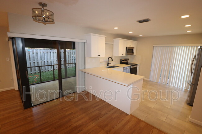 Foto del edificio - 6917 SW 127th Ct