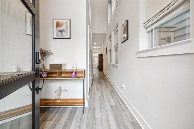 Foto del edificio - 10974 Hewitt Cliff Ln