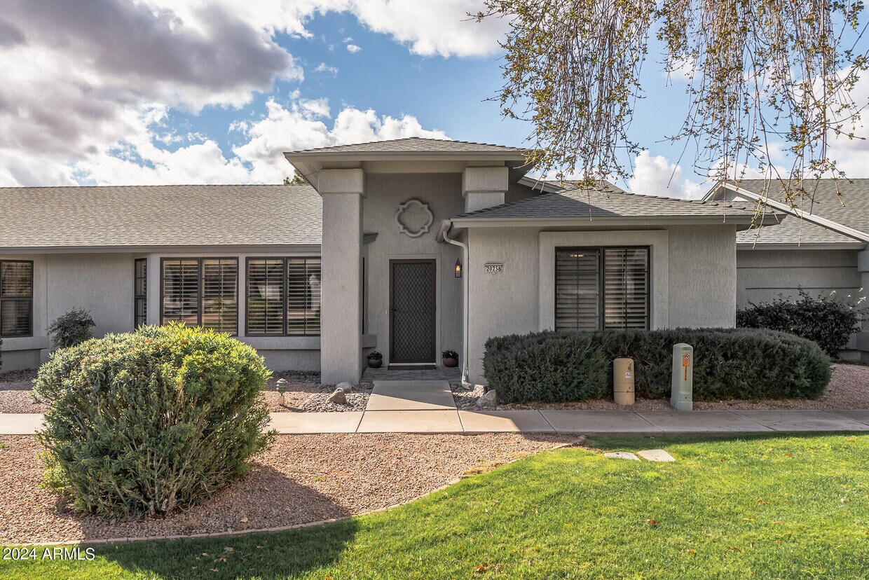 20238 Broken Arrow Dr, Sun City West, AZ 85375 Townhome Rentals in Sun City West AZ