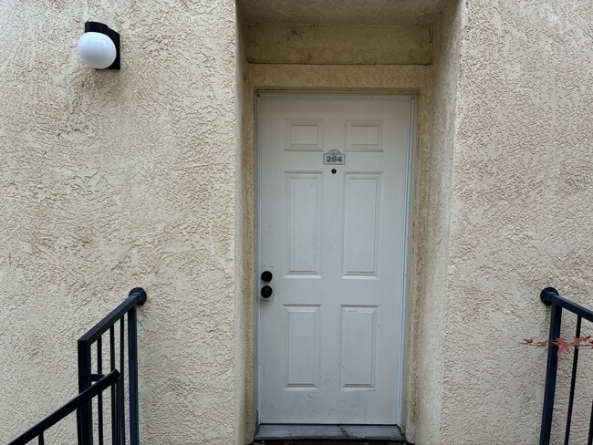 Building Photo - 3400 Sullivan Ct