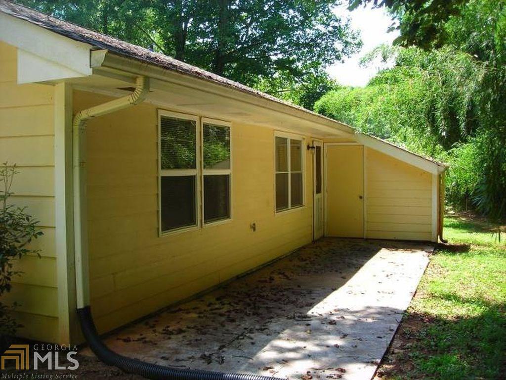736 Happy Hollow Rd, Dahlonega, GA 30533 Room for Rent in Dahlonega