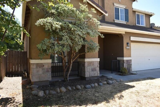 Photo - 4670 Tolman Way House