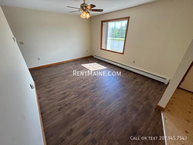 Foto del edificio - 32 Emerson Mill Rd