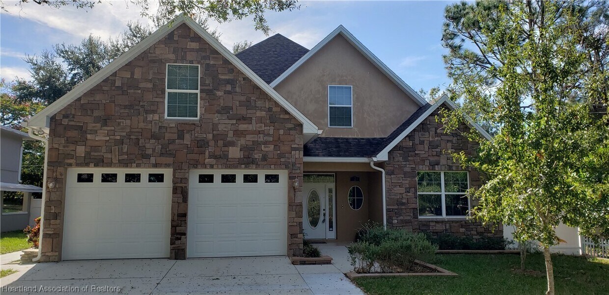 123 Micco Ave, Sebring, FL 33870 House for Rent in Sebring, FL