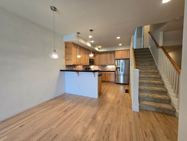 Foto del edificio - Fantastic 'Built Green' townhome in Dakota...