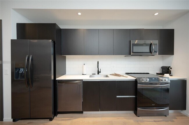 Foto del edificio - 398 NE 5th St