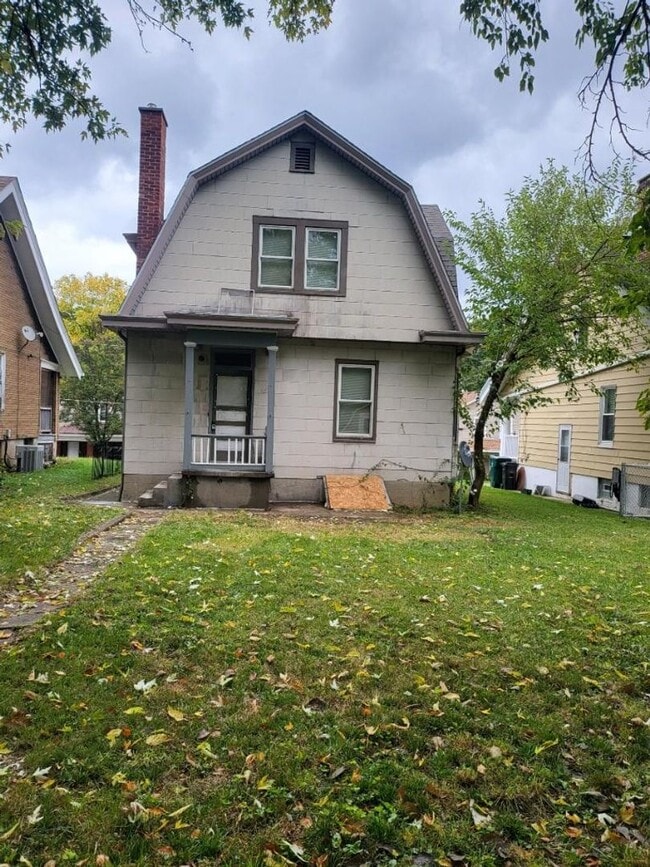 Building Photo - 929 Seton Ave