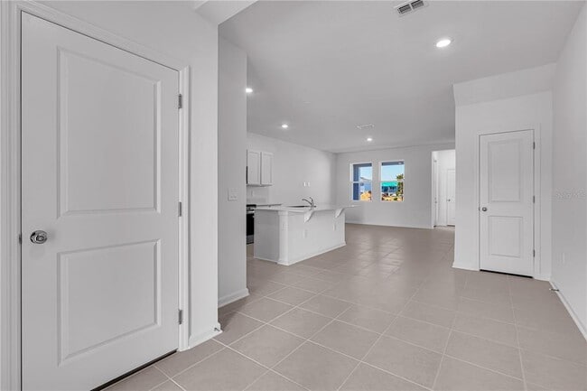 Building Photo - 2705 Bevel Ln