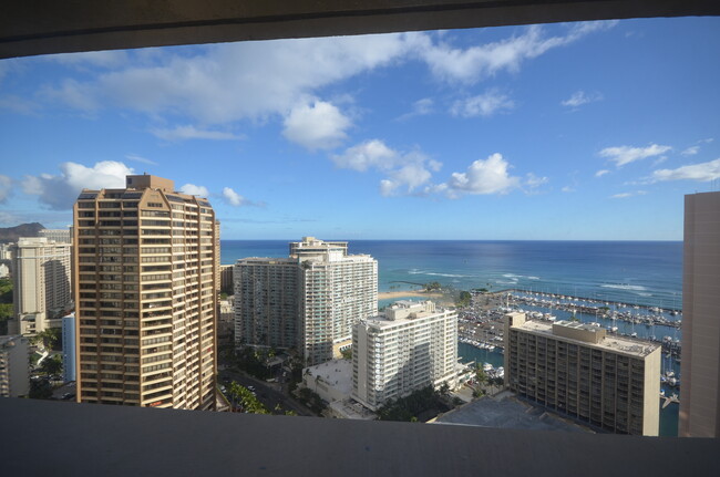 Building Photo - 1700 Ala Moana Blvd