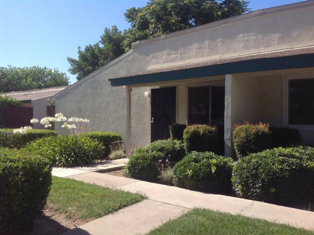 Primary Photo - 3308 Sherwood Ave