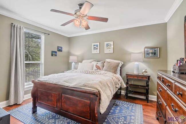 Photo - 1290 Park Blvd Apartment