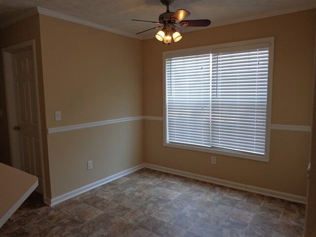 Building Photo - 3350 Stratton Ln