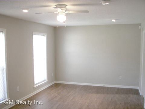 Building Photo - 3161 Curzon Ave